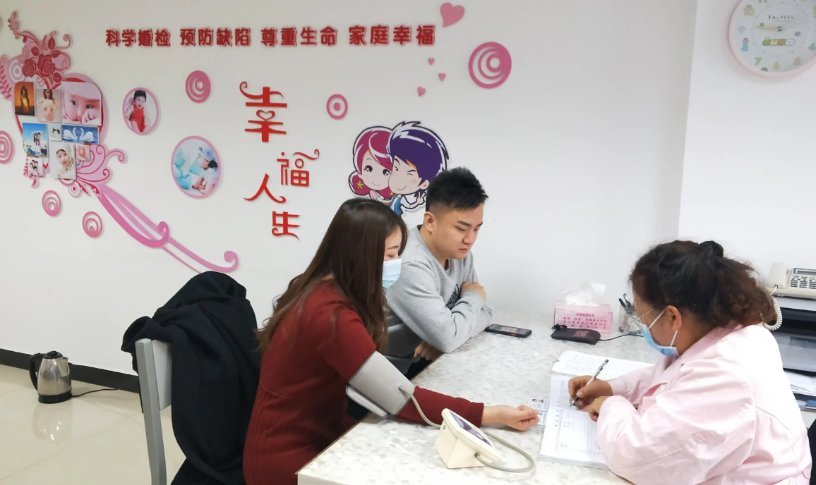 深圳私立供卵一次多少钱 2022深圳罗湖医院试管婴儿成功率： ‘b超单数据看男